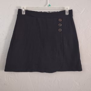 Jones new York skirt for women size M in good condition.